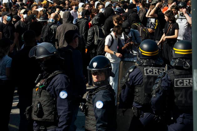 High School And University Student Protest - Toulouse CRS officers at the end of a demonstration. Protests by secondary school pupils and students calling for improvements to their living and learning conditions, supported by the trade unions CGT, FO, FSU and Solidaires. France, Toulouse, 6 October 2026. Photo by Patricia Huchot-Boissier AbacaPress.com. Toulouse OCCITANIE France Copyright: xHuchot-BoissierxPatricia ABACAx