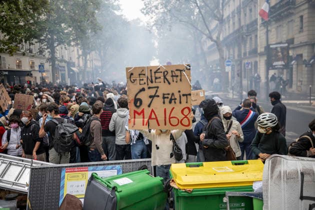 Students Demonstration outside Science Po Paris Students on Boulevard Saint Germain during a demonstration outside Science Po in Paris, France on October 7 2026 in support of high school students. Photo by Eliot Blondet ABACAPRESS.COM Paris France  Copyright: xBlondetxEliot ABACAx