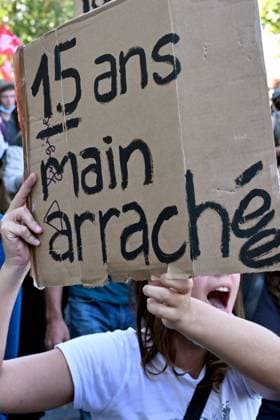 High School And University Student Protest - Strasbourg About 10,000 high school students, joined by college students and teachers, protested in the streets of Strasbourg.The protest movement has been ongoing for three weeks. As the march came to an end, clashes broke out for several hours in certain neighborhoods, particularly around the university area. October 6, 2026, Strasbourg, Eastern France. Photo by Nicolas Roses ABACAPRESS.COM Starsbourg France Copyright: xRosesxNicolas ABACAx