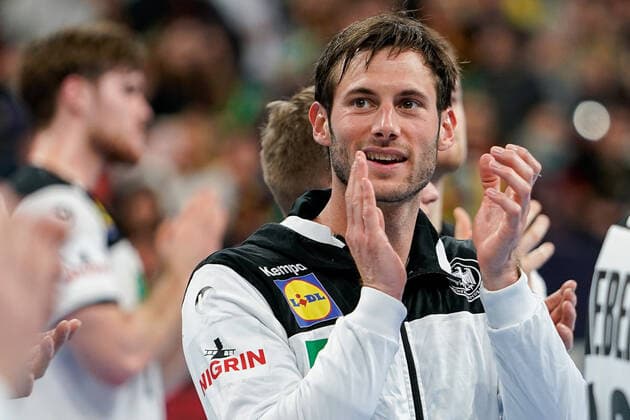 Uwe Gensheimer DHB, 3 , single picture, cheering after the final whistle, victory, winner, winner, cheers, jubilation, joy, optimistic, highlight, action, action, 04 01 2020, Mannheim Germany, handball, international, Germany Iceland xozx