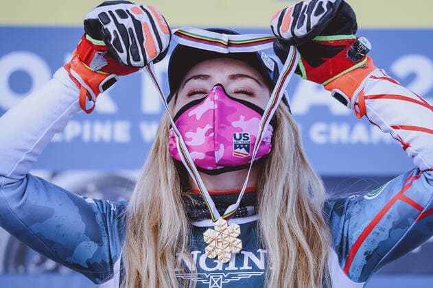 ITA, FIS Alpine World Championships, Cortina 2021 15 02 2021, Cortina, ITA, FIS Alpine World Championships, Alpine combined, Women, Award Ceremony, in the picture Gold Medalist and World Champion Mikaela Shiffrin USA Gold Medalist and World Champion Mikaela Shiffrin of the USA during the winner ceremony for the women s alpine combined of FIS Alpine Ski World Championships 2021 in Cortina, Italy on 2021 02 15 Cortina Italy