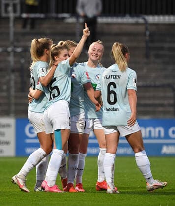 Football, Women, Season 2021 2022, 1 Bundesliga 2 Matchday , 1 FFC Turbine Potsdam FC Carl Zeiss Jena, f l Nina Ehegötz 1 FFC Turbine Potsdam , Marie Höbinger 1 FFC Turbine Potsdam , Dina Orschmann 1 FFC Turbine Potsdam , Anna Gerhardt 1 FFC Turbine Potsdam , Maria Plattner 1 FFC Turbine Potsdam , Cheering after goal to 3 0, 03 09 2021, Copyright: xSebastianxRäppold MatthiasxKochx
