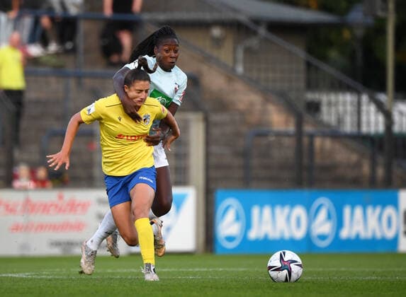 Football, Women, 2021 2022 season, 1 Bundesliga 2 matchday , 1 FFC Turbine Potsdam FC Carl Zeiss Jena, v l Adrijana Mori FC Carl Zeiss Jena , Teninsoun Sissoko 1 FFC Turbine Potsdam , 03 09 2021, Copyright: xSebastianxRäppold MatthiasxKochx
