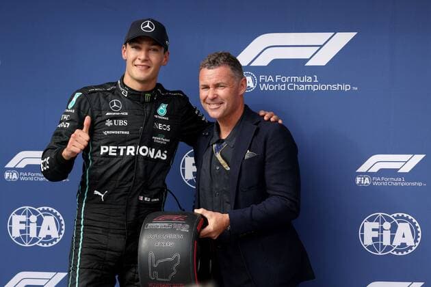 63 George Russell (GBR, Mercedes-AMG Petronas F1 Team), Tom Kristensen (DNK), F1 Grand Prix of Hungary at Hungaroring on July 30, 2022 in Budapest, Hungary. (Photo by HOCH ZWEI Italy Photo Press) (Verwendung nur in Deutschland - GERMANY ONLY) *** 63 George Russell GBR, Mercedes AMG Petronas F1 Team , Tom Kristensen DNK , F1 Grand Prix of Hungary at Hungaroring on July 30, 2022 in Budapest, Hungary Photo by HOCH ZWEI Italy Photo Press Use in Germany GERMANY ONLY