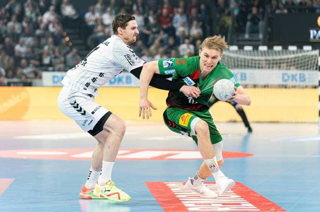 Hendrik Pekeler THW Kiel, 61 , Gisli Kristjansson SC Magdeburg, 10 THW Kiel vs SC Magdeburg, Handball, Bundesliga, Matchday 26, Season 2022 2023, 09 04 2023 Press photo Marcel von Fehrn THW Kiel vs SC Magdeburg, Handball, Bundesliga, Matchday 26, Season 2022 2023, 09 04 2023 Kiel. Copyright: xEibner-Pressefoto MarcelxvonxFehrnx EP_EER