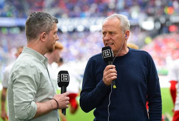 Christian Streich SC Freiburg, head coach in conversation with Sebastian Kneissl DAZN expert , GER, SC Freiburg vs FC Schalke 04, Football, Bundesliga, Men, 29 Matchday, Season 2022 2023, 23 04 2023, DFL REGULATES PROHIBIT ANY USE OF PHOTOGRAPHS AS IMAGE SEQUENCES AND OR QUASI VIDEO , GER, SC Freiburg vs FC Schalke 04, Football, Bundesliga, Men, 29 Spieltag, Spielzeit 2022 2023, 23 04 2023, Freiburg im Breisgau Copyright: xEibner-Pressefoto SilasxSchuellex EP_EER