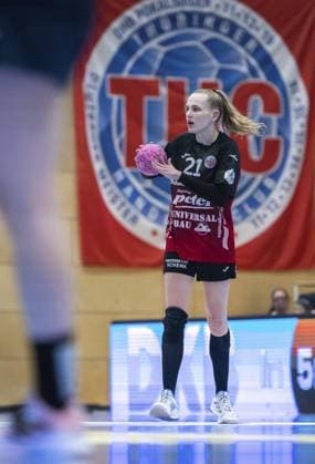 <p>29 04 2023-Bad Langensalza: Handball Frauen 1. Bundesliga Frauen Saison 2022-2023 Salzhalle 22. Spieltag Thueringer HC - Neckarsulmer Sport-Union im Foto: Annika Lott 21 (Thüringer HC) ( Deutschland Thueringen Bad Langensalza Copyright: SaschaxFromm