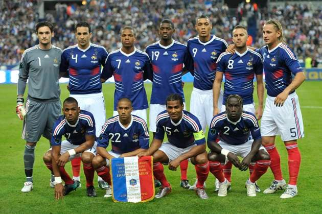 Soccer - Euro 2012 qualifying match - France vs Belarus - Saint-Denis (From Top Left) goalkeeper Hugo Lloris, defender Adil Rami, forward Loic Remy, midfielder Abou Diaby, forward Guillaume Hoarau, midfielder Jeremy Menez, defender Philippe Mexes, (bottom left) midfielder Yann M Vila, defender Gael Clichy, midfielder and captain Florent Malouda and defender Bakary Sagna pose before the UEFA EURO, EM, Europameisterschaft,Fussball 2012 Group D qualifying soccer match, between France and Belarus at the Stade de France stadium, in Saint-Denis, near Paris, France on September 3, 2010. Belarus won 1-0. Photo by Stephane Reix ABACAPRESS.COM Saint-Denis France Copyright: xReixxStephane ABACAx 242783_001 ReixxStephane ABACAx 242783_001