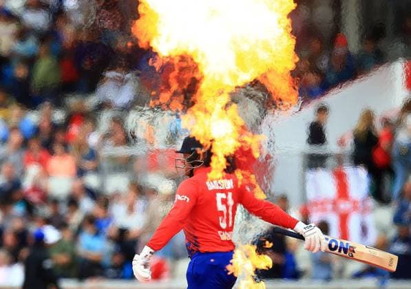 Bilder des Jahres 2023, Sport 09 September Mandatory Credit: Photo by Matt West Shutterstock (14074696e) Jonny Bairstow of England England v New Zealand, 2nd Vitality IT20, Cricket, Emirates Old Trafford, Manchester, UK - 01 Sep 2023 England v New Zealand, 2nd Vitality IT20, Cricket, Emirates Old Trafford, Manchester, UK - 01 Sep 2023 Copyright: xMattxWest Shutterstockx 14074696e