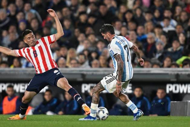 BUENOS AIRES, ARGENTINA - OCTOBER 12: Rodrigo De Paul of Argentina during the FIFA World Cup, WM, Weltmeisterschaft, Fussball 2026 Qualifier match between Argentina and Paraguay at Estadio Mas Monumental Antonio Vespucio Liberti on October 12, 2023 in Buenos Aires, Arg Argentina v Paraguay : FIFA World Cup 2026 Qualifier match Copyright: xDiegoxHalisz SFSIx