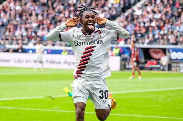 Jeremie Frimpong Bayer 04 Leverkusen, 30 celebrates his goal for 1 4, GER, Eintracht Frankfurt vs Bayer 04 Leverkusen, Football, 1 Bundesliga, Matchday 32, Season 2023 2024, 05 05 2024 DFL REGULATIONS PROHIBIT ANY USE OF PHOTOGRAPHS AS IMAGE SEQUENCES AND OR QUASI VIDEO GER, Eintracht Frankfurt vs Bayer 04 Leverkusen, Football, 1 Bundesliga, Matchday 32, Season 2023 2024, 05 05 2024 Frankfurt Copyright: xEibner-Pressefoto FlorianxWieganx EP_FWD