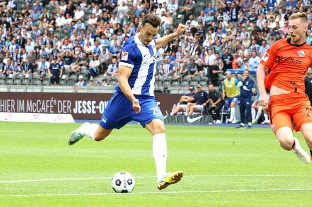 DEU, DFL, 2 FBL, Hertha BSC vs SC Paderborn 07, 03 08 2024, Berliner Olympiastadion, Berlin, DEU, DFL, 2 FBL, Hertha BSC vs SC Paderborn 07, im Bild Haris Tabakovic Hertha BSC Berlin 25 DFL regulations prohibit any use of Photographs as image sequences and or quasi video Foto Juergen Engler nordphoto GmbH nordphotoxGmbHx xEngler nph00076