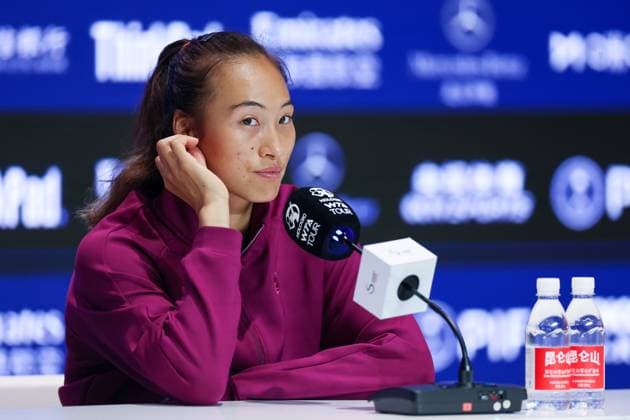 (241005) -- BEIJING, Oct. 5, 2024 -- Zheng Qinwen attends the press conference, PK, Pressekonferenz after the women s singles semifinal match between Zheng Qinwen of China and Karolina Muchova of the Czech Republic at 2024 China Open tennis tournament in Beijing, capital of China, Oct. 5, 2024. ) (SP)CHINA-BEIJING-TENNIS-CHINA OPEN-WOMEN S SINGLES(CN) BaixXuefei