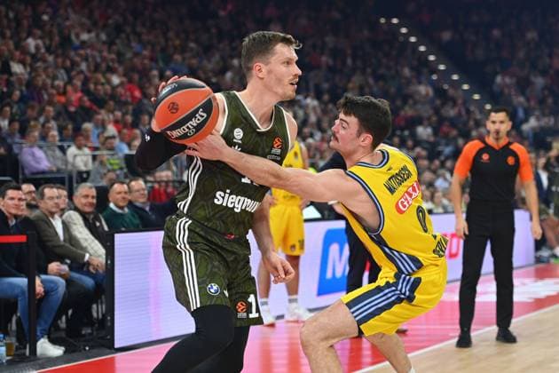 Andreas OBST FCB , action,duel against Jonas MATTISSECK Berlin Basketball Euroleague,season 2024 2025 FC Bayern Muenchen Alba Berlin 115 86 on 14 11 2024 ,SAP Garden