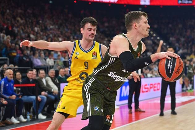 Andreas OBST FCB , action,duel against Jonas MATTISSECK Berlin Basketball Euroleague,season 2024 2025 FC Bayern Muenchen Alba Berlin 115 86 on 14 11 2024 ,SAP Garden