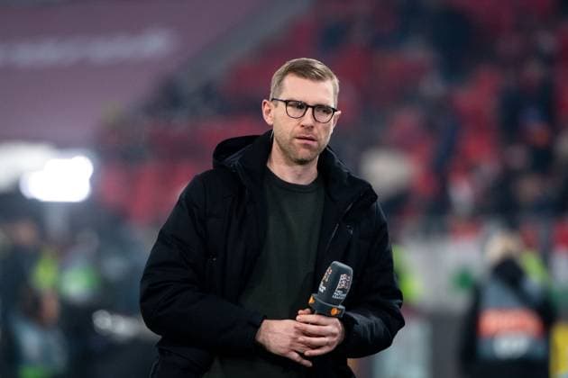Per Mertesacker ZDF TV Expert , HUN, Hungary HUN vs Germany GER , Football international, UEFA Nations League, League A, Season 2024 2025, Matchday 6, 19 11 2024 HUN, Hungary HUN vs Germany GER , Football international, UEFA Nations League, League A, Season 2024 2025, Matchday 6, 19 11 2024 Budapest Copyright: xEibner-Pressefoto Memmlerx EP_MMR