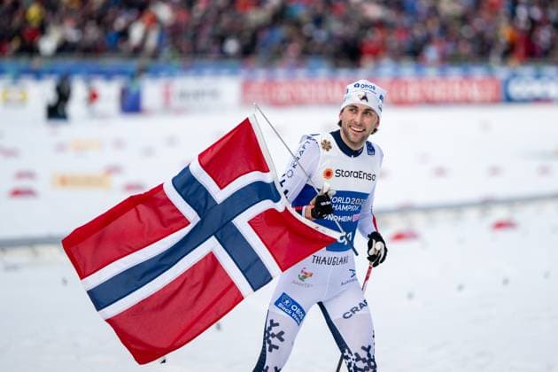RIIBER Jarl Magnus Norway cheers at the finish line with the Norwegian flag over the victory, the gold medal and title as World Champion in his last World Championship race, NOR, FIS Nordic World Ski Championships Trondheim Granasen, Nordic Combined, 10 km Cross-Country Gundersen Men, competition day 9, season 2024 2025, 08 03 2025 NOR, FIS Nordic World Ski Championships Trondheim Granasen, competition day 9, season 2024 2025, 08 03 2025 Trondheim Copyright: xEibner-Pressefoto Memmlerx EP_MMR