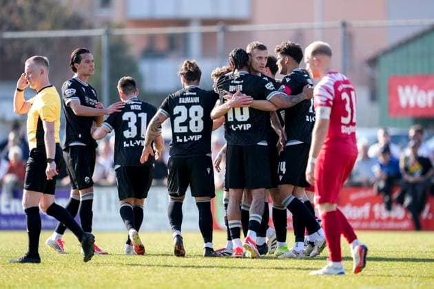 Players of SV Sandhausen SVS , cheer about the goal to 1 2, cheer, goal celebration, celebrate the goal, goal, celebration, cheers about the goal, rejoice, joy, rejoices, optimistic, positive, game scene, highlight, Action, Action, 22 03 2025, Krautheim Germany , Soccer, bfv Rothaus Pokal, Semifinal, VfR Gommersdorf SV Sandhausen, DFB DFL REGULATIONS PROHIBIT ANY USE OF PHOTOGRAPHS AS IMAGE SEQUENCES AND OR QUASI VIDEO xozx
