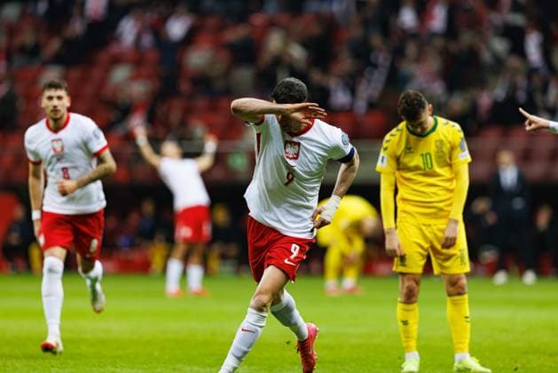 Robert Lewandowski seen celebrating after scoring goal during World Cup 2026 European Qualifying game between national teams of Poland and Lithuania at PGE Narodowy (Maciej Rogowski) Warsaw PGE Narodowy Poland Copyright: xMaciejxRogowskix polandlithuania2425-491