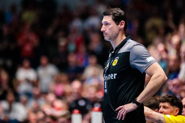 Anel Mahmutefendic HSC 2000 Coburg, Coach GER, ASV Hamm Westfalen vs HSC 2000 Coburg, Handball, 2 Bundesliga, Matchday 26, Season 2024 2025, 04 04 2025 GER, ASV Hamm Westfalen vs HSC 2000 Coburg, Handball, 2 Bundesliga, Matchday 26, Season 2024 2025, 04 04 2025 Hamm Copyright: xEibner-Pressefoto JanxRollingerx EP_JSK