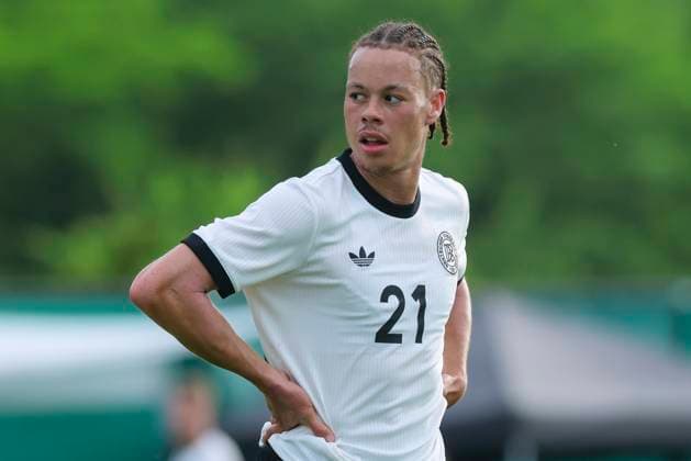 Derry Scherhant Germany looks on, Friendly match, Germany U21 vs RB Leipzig U19, Spa and GolfResort Weimarer Land on June 01, 2025 in Blankenhain, Germany Photo by Marco Steinbrenner DeFodi Images Derry Scherhant Germany looks on, Friendly match, Germany U21 vs RB Leipzig U19, Spa and GolfResort Weimarer Land, June 1, 2025 in Blankenhain, Germany Photo by Marco Steinbrenner DeFodi Images