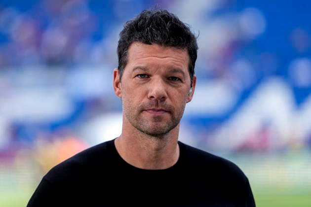 Former national player Michael Ballack, single picture, single photo, action, action, portrait, portrait, 20 09 2025, Sinsheim Germany , Football, Bundesliga, TSG 1899 Hoffenheim FC Bayern München, DFB DFL REGULATIONS PROHIBIT ANY USE OF PHOTOGRAPHS AS IMAGE SEQUENCES AND OR QUASI VIDEO xozx