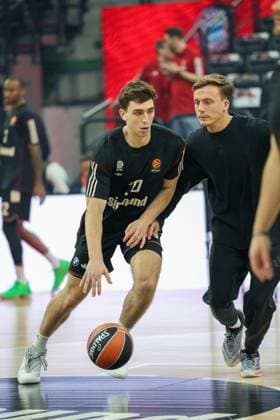 Justinian Jessup FC Bayern Basketball, 10 with Daniel Herbert FC Bayern Basketball, Co Coach warming up, GER, FC Bayern Basketball vs Crvena Zvezda Meridianbet Red Star Belgrade, Basketball, Euroleague, Matchday 2, Season 2025 2026, 02 10 2025, GER, FC Bayern Basketball vs Crvena Zvezda Meridianbet Red Star Belgrade, Basketball, Euroleague, Matchday 2, Season 2025 2026, 02 10 2025 Munich Copyright: xEibner-Pressefoto JennixMaulx EP_JML