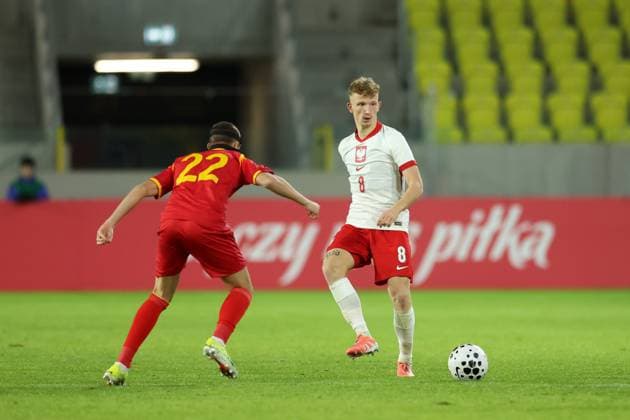 KATOWICE 10.10.2025 MECZ ELIMINACJE MLODZIEZOWYCH MISTRZOSTW EUROPY U21, U 21 GRUPA E: POLSKA - CZARNOGORA --- UEFA EUROPEAN UNDER-21 CHAMPIONSHIP 2027 QUALIFYING ROUND FOOTBALL GROUP E MATCH: POLAND - MONTENEGRO MATEUSZ KOWALCZYK FOT. PIOTR KUCZA FOTOPYK NEWSPIX.PL --- newspix.pl POLAND OUT!