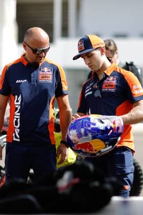 W2RC - RALLYE DU MAROC 2025 BENAVIDES Luciano (ARG), Red Bull KTM Factory Racing, KTM 450 Rally Factory, FIM W2RC, RallyGP, portrait, during the Scrutineering of the Rallye du Maroc 2025, 5th round of the 2025 WR2C from October 10 to 11, 2025 in Fes, Morocco - FesMorocco Copyright: xFREDERICxLExFLOCxHx