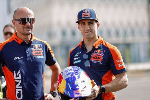 W2RC - RALLYE DU MAROC 2025 BENAVIDES Luciano (ARG), Red Bull KTM Factory Racing, KTM 450 Rally Factory, FIM W2RC, RallyGP, portrait, during the Scrutineering of the Rallye du Maroc 2025, 5th round of the 2025 WR2C from October 10 to 11, 2025 in Fes, Morocco - FesMorocco Copyright: xFREDERICxLExFLOCxHx