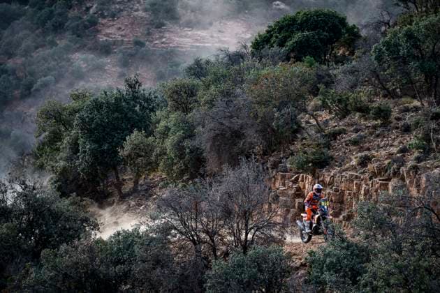 W2RC - RALLYE DU MAROC 2025 77 BENAVIDES Luciano (ARG), Red Bull KTM Factory Racing, KTM 450 Rally Factory, FIM W2RC, RallyGP, action during the Stage 1 of the Rallye du Maroc 2025, 5th round of the 2025 WR2C on October 13, 2025 between Fes and Erfoud, Morocco - ErfoudMorocco Copyright: xJULIENxDELFOSSEx