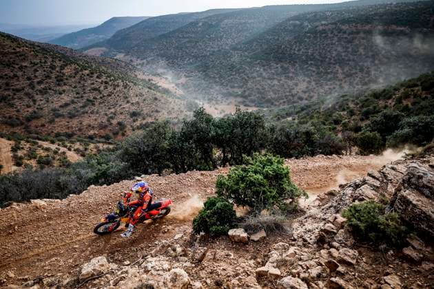 W2RC - RALLYE DU MAROC 2025 77 BENAVIDES Luciano (ARG), Red Bull KTM Factory Racing, KTM 450 Rally Factory, FIM W2RC, RallyGP, action during the Stage 1 of the Rallye du Maroc 2025, 5th round of the 2025 WR2C on October 13, 2025 between Fes and Erfoud, Morocco - ErfoudMorocco Copyright: xJULIENxDELFOSSEx