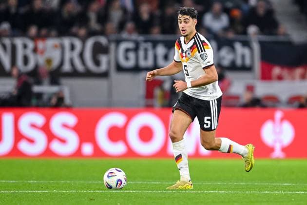 Aleksandar Pavlovic Germany controls the Ball during the FIFA World Cup 2026 qualifier match between Luxembourg and Germany at Stade de Luxembourg on November 14, 2025 in Luxembourg, Luxembourg Photo by Harry Langer DeFodi Images