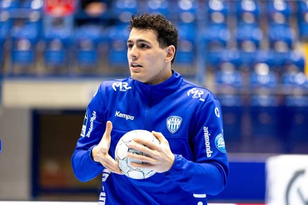 21 11 2025, xkwix, Handball, 1 Handball Bundesliga, DAIKIN HBL 2025 26, TBV Lemgo Lippe ThSV Eisenach, PHOENIX CONTACT Arena Samuel Zehnder TBV Lemgo Lippe 4 NRW Germany