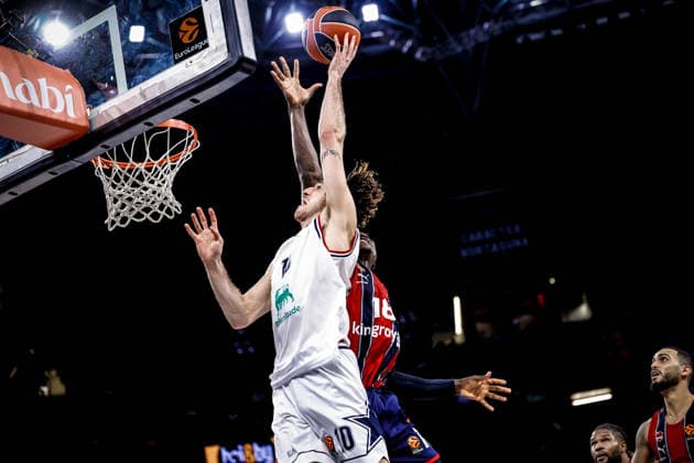 Leandro Bolmaro Kosner Baskonia Vitoria-Gasteiz - EA7 Emporio Armani Olimpia Milano Euroleague 2025-26 Round 14 Vitoria-Gasteiz, 04 12 2025 Foto MarcoBrondi CIAMILLO-CASTORIA Vitoria-Gasteiz Fernando Buesa Arena Paesi Baschi Spagna Copyright: xMarcoxBrondix