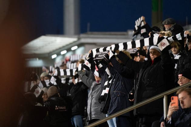 07 12 2025, xhfmx, Soccer Google Pixel Women Bundesliga, Eintracht Frankfurt FC Bayern Eintracht Fans DFL DFB REGULATIONS PROHIBIT ANY USE OF PHOTOGRAPHS as IMAGE SEQUENCES and or QUASI VIDEO Frankfurt am Main