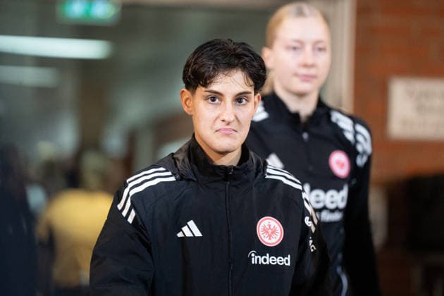 07 12 2025, xhfmx, Soccer Google Pixel Women Bundesliga, Eintracht Frankfurt FC Bayern Dilara Acıkgöz Eintracht Frankfurt, 29 DFL DFB REGULATIONS PROHIBIT ANY USE OF PHOTOGRAPHS as IMAGE SEQUENCES and or QUASI VIDEO Frankfurt am Main