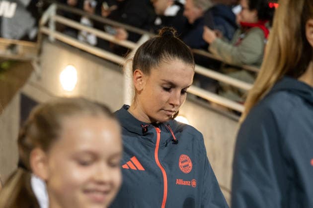 07 12 2025, xhfmx, Soccer Google Pixel Women Bundesliga, Eintracht Frankfurt FC Bayern Munich Ena Mahmutovic FC Bayern Munich, 32 DFL DFB REGULATIONS PROHIBIT ANY USE OF PHOTOGRAPHS as IMAGE SEQUENCES and or QUASI VIDEO Frankfurt am Main
