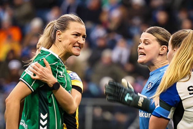 Germany Soccer, Google Pixel Womens Bundesliga 2025 26, 19 Matchday SV Werder Bremen vs Hamburger SV Volksparkstadion Hamburg Medina Desic SV Werder Bremen,9 Facial expression, facial expression, emotions, Yellow card for Medina Desic Copyright: xSümeyyexAkcöltekinx