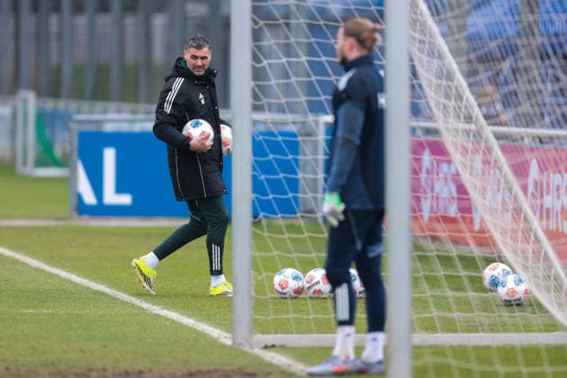 11 03 2026 Soccer training of FC Schalke 04 goalkeeper coach Volkan Ünlü FC Schalke 04 Gelsenkirchen training ground FC Schalke 04 NRW Germany xRHR PHOTO YYx Copyright: RHR-FOTOx RHR-FOTO YY