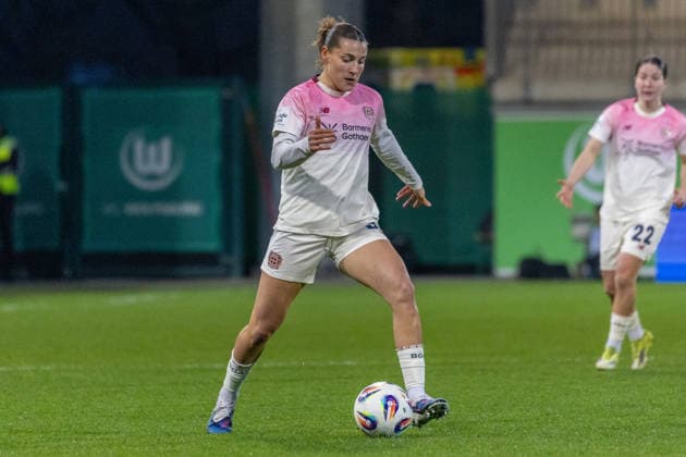 Germany, Google Pixel Womens Bundesliga, Season 2025 2026, Matchday 20, AOK Stadium, VfL Wolfsburg vs Bayer 04 Leverkusen, Wamser Carlotta Bayer 04 Leverkusen, 37 Copyright: xMichellexLukax