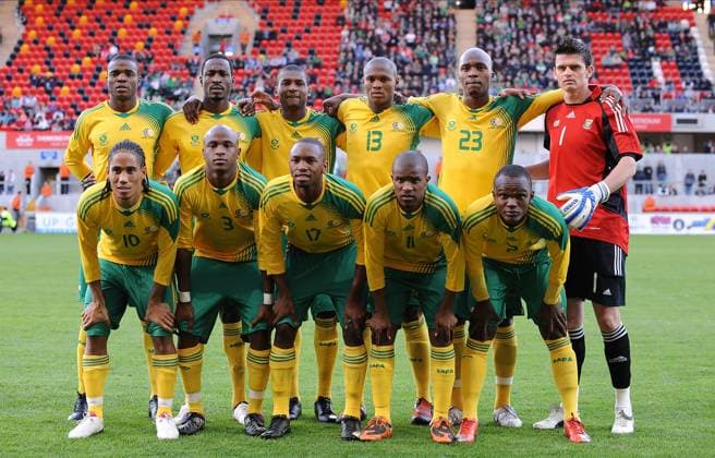 Republic Of Ireland V South Africa, International Friendly, Länderspiel, Nationalmannschaft South Africa team group, Mannschaftsbild, Totale (br) Aaron Mokoena, Siboniso Gaxa, Katlego Mphela, Morgan Gould, Kagisho Dikgacoi, Rowen Fernandez, (fr) Steven Pienaar, Tsepo Masilela, Bernard Parker, Elrio Van Heerden, Benson Mhlongo before the International Friendly match between Republic Of Ireland and South Africa at Thomond Park on September 8, 2009 in Limerick, Ireland. Limerick Thomond Park Ireland Ireland Copyright: xAllstarxPicturexLibraryxLtdx