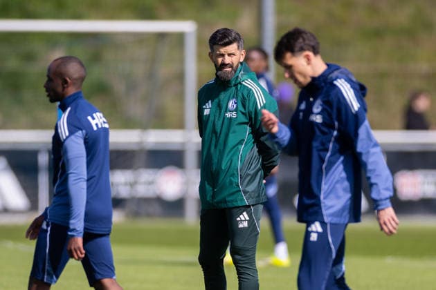 01 04 2026, Football, Training of FC Schalke 04 Coach Miron Muslic FC Schalke 04 Gelsenkirchen Training ground FC Schalke 04 NRW Germany xRHR PHOTO YYx Copyright: RHR-FOTOx RHR-FOTO YY