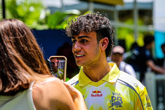 (41) Arvid Lindblad (GBR) - Visa Cash App Racing Bulls F1 Team - Racing Bulls VCARB03 - Red Bull Ford during the Formula 1 Crypto.com Miami Grand Prix 2026 at Miami International Autodrome in Miami Gardens, United States. Round 6 of the 2026 FIA Formula One World Championship, WM, Weltmeisterschaft held May 1-3, 2026. The Miami International Autodrome, located in the grounds of the Hard Rock Stadium, hosts the sixth round featuring the Sprint format. This event weekend features the F1 Sprint format, with a Sprint Shootout and Sprint Race in addition to the standard qualifying session and Grand Prix. Copyright: xAlessioxDexMarcox xAvens-images.com AvensImages IPAxSportx xipa-agency.netx xx IPA_74345981 IPA_Agency_IPA74345981