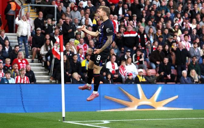 Riley McGree of Middlesbrough celebrates scoring a goal to make the score 0-1 Southampton v Middlesbrough, EFL Sky Bet Championship, Play-Off Semi Final, Second Leg, Football, St Mary s Stadium, Southampton, UK - 12 May 2026Southampton St Mary s Stadium United Kingdom EDITORIAL USE ONLY No use with unauthorised audio, video, data, fixture lists, club league logos or live services. Online in-match use limited to 120 images, no video emulation. No use in betting, games or single club league player publications. Copyright: xKieranxMcManus Shutterstockx 16871478al
