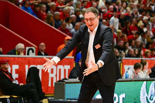 Branislav Ignjatovic 2 Bundesliga Pro A, Play Off Game 4, quarter final, 46ers, Basketball, Basketball season 2025 2026, BBL, Germany, Gießen 46ers Hakro Merlins Crailsheim, Gießen in red, Men, Crailsheim in blue