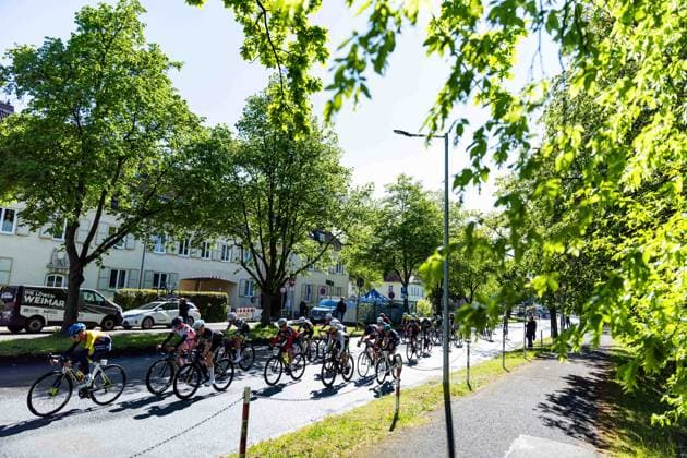 15 05 2026, GER, road bike, men women juniors, season 2025, 26 TMP Jugentour Kleine Friedensfahrt, 1 stage circuit race Residenzstadt Gotha On 3 competition days from 15 05 17 05 2026, almost 350 athletes from 7 countries competed in the categories Everyman, Beginner, U15m, U17w and U17m at the start of the 25th edition of the TMP Jugentour Kleine Friedensfahrt 2025 In addition to the individual time trial, there are 3 further stages to be completed in the Gotha district, organized by RSC Waltershausen Gotha e V Stage 1 was a circuit in Gotha, with the U15m having to complete 16.8km, the U17w 25.2km and the U17m 31.5km 99867 Gotha Schloss Friedenstein Historisc Thüringen Germany