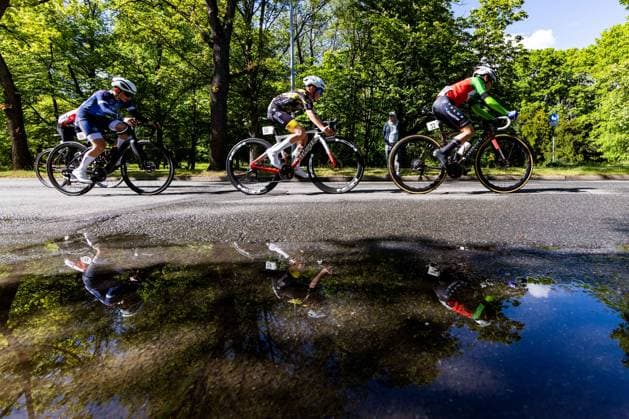 15 05 2026, GER, road bike, men women juniors, season 2025, 26 TMP Jugentour Kleine Friedensfahrt, 1 stage circuit race Residenzstadt Gotha Tom ANSORGE LV Sachsen , Ben GOBEL VfR Buttgen , Maciej WALASIK Klub Kolarski TARNOVIA On 3 competition days from 15 05 17 05 2026, almost 350 athletes from 7 countries competed in the categories Jedermann, Anfaenger, U15m, U17w and U17m at the 25th edition of the TMP Jugentour Kleine Friedensfahrt 2025 In addition to the individual time trial, there are 3 further stages to be completed in the Gotha district, organized by RSC Waltershausen Gotha e V Stage 1 was a circuit in Gotha, with the U15m having to complete 16.8km, the U17w 25.2km and the U17m 31.5km 99867 Gotha Schloss Friedenstein Historisc Thüringen Germany