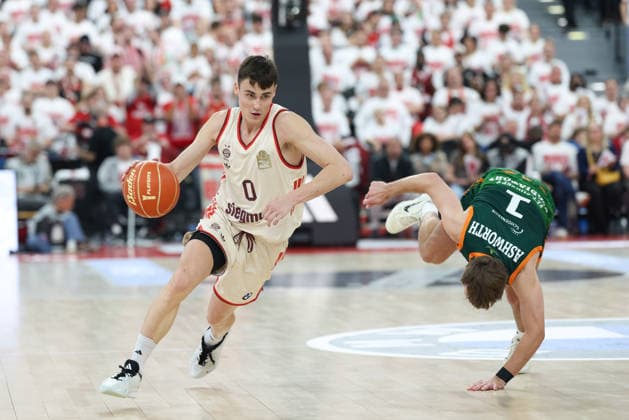 Nenad Dimitrijevic FC Bayern Basketball, 00 with ball with Steven Ashworth Vet Concept Gladiators Trier, 01 , GER, FC Bayern Basketball vs Vet Concept Gladiators Trier, Basketball, easycredit Basketball Bundesliga, Playoffs, Quarterfinals Season 2025 2026, 17 05 2026, GER, FC Bayern Basketball vs Vet Concept Gladiators Trier, Basketball, easycredit Basketball Bundesliga, Playoffs, Quarterfinals Season 2025 2026, 17 05 2026 Muenchen Copyright: xEibner-Pressefoto JennixMaulx EP_JML