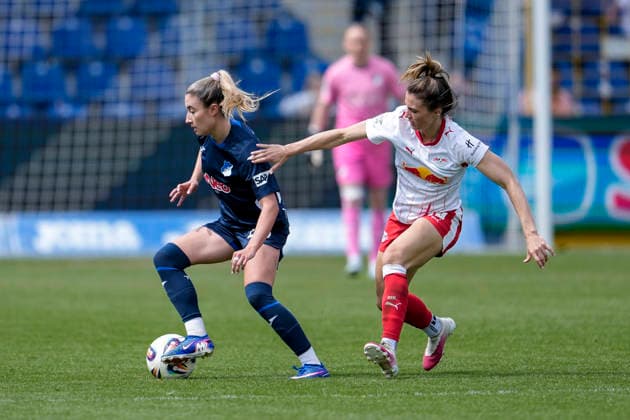 v li Janna Grimm TSG, 26 , Sandra Starke RBL, 13 , duel, duel, tackle, tackling, dynamics, action, action, 17 05 2026, Sinsheim Hoffenheim Germany , Football, Google Pixel Women Bundesliga, TSG 1899 Hoffenheim RB Leipzig, DFB DFL REGULATIONS PROHIBIT ANY USE OF PHOTOGRAPHS AS IMAGE SEQUENCES AND OR QUASI VIDEO xozx